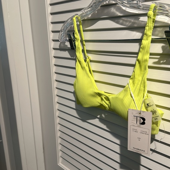 NWT TINIBIKINI Two piece swimsuit with adjustable straps and high leg bottom. - Picture 8 of 8